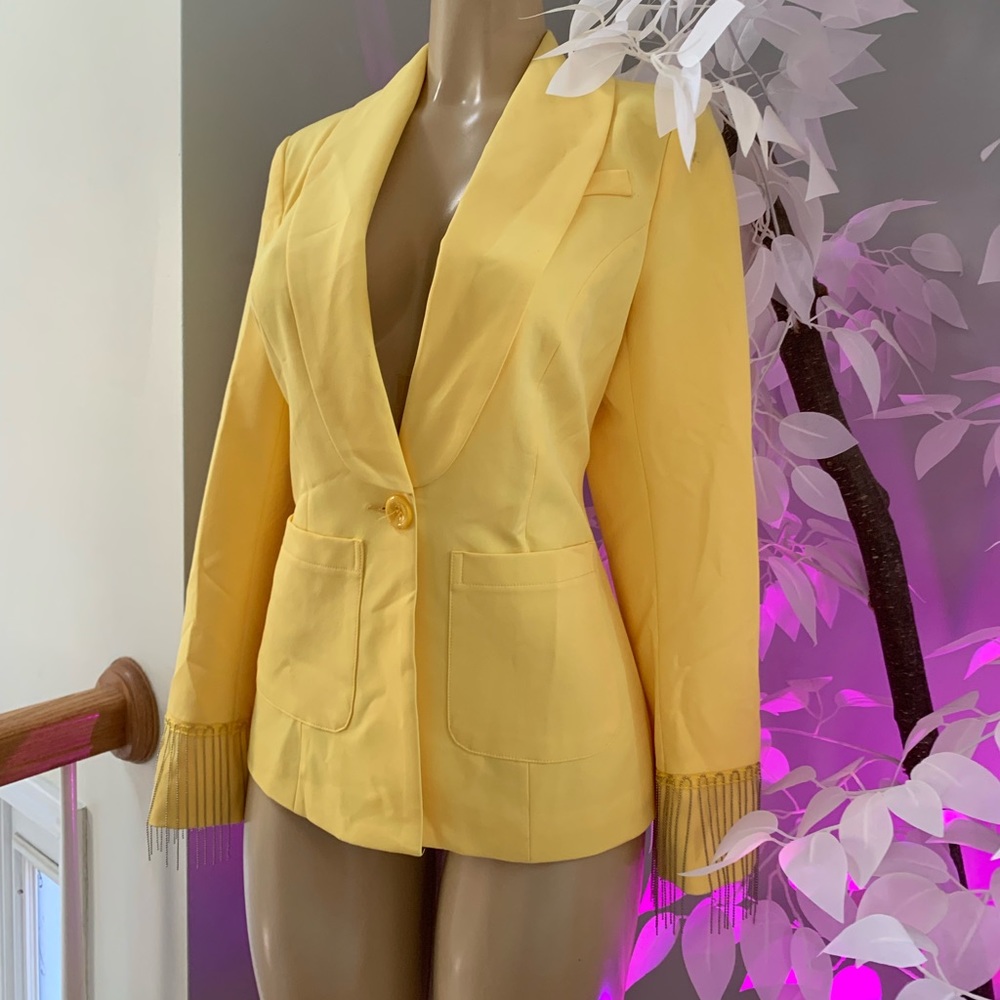 Jacket open back